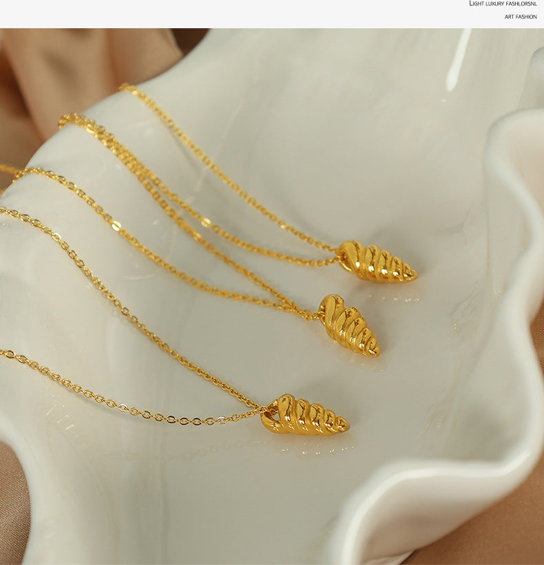 Eon Necklace